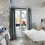 Artus Hotel 4*