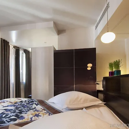 Ξενοδοχείο Artus 4*